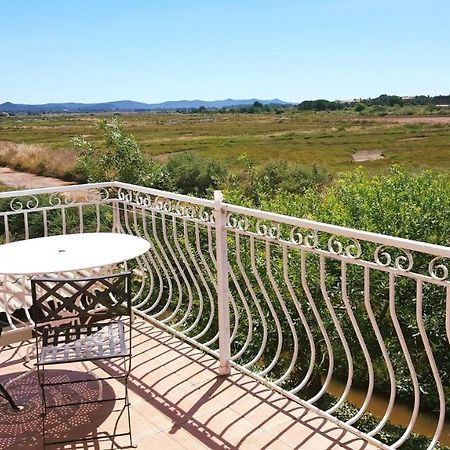 Studio 2 Personnes Vue Marais Salant Parking Et Terrasse Proche Commodite 耶尔 外观 照片