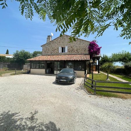 Studio 2 Personnes Vue Marais Salant Parking Et Terrasse Proche Commodite 耶尔 外观 照片